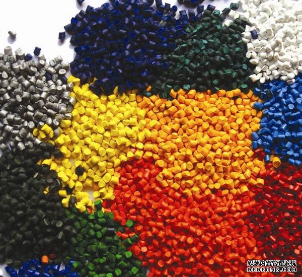 ����ɫĸ��